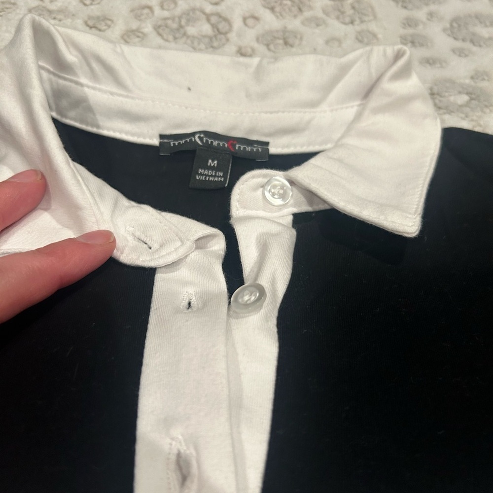 NWOT Women’s Size medium Waist Crop Length Polo - Picture 5 of 5